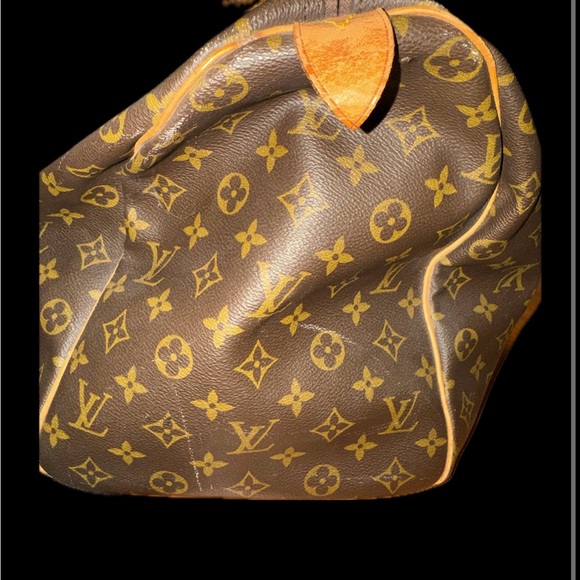 Vintage Louis Vuitton Monogram Keepall 50 - Picture 6 of 9
